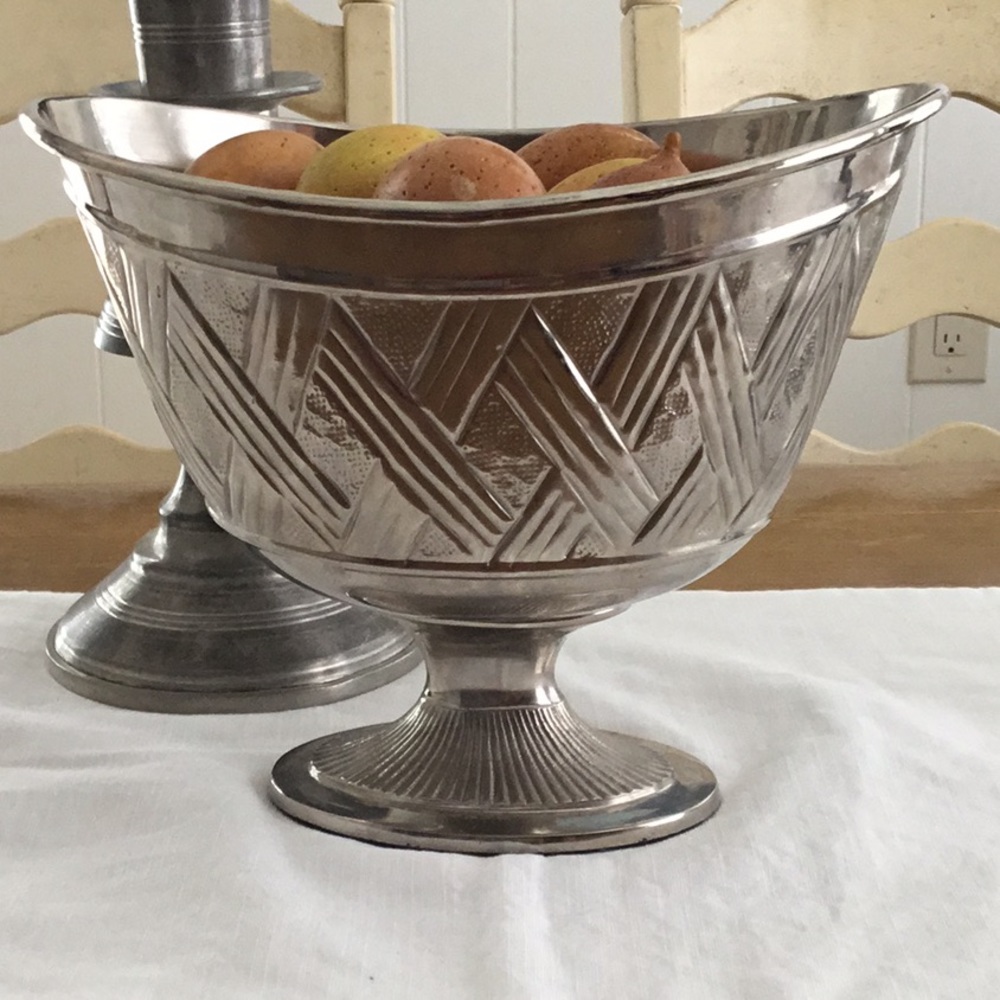 Ornamental Stainless Steal Holder